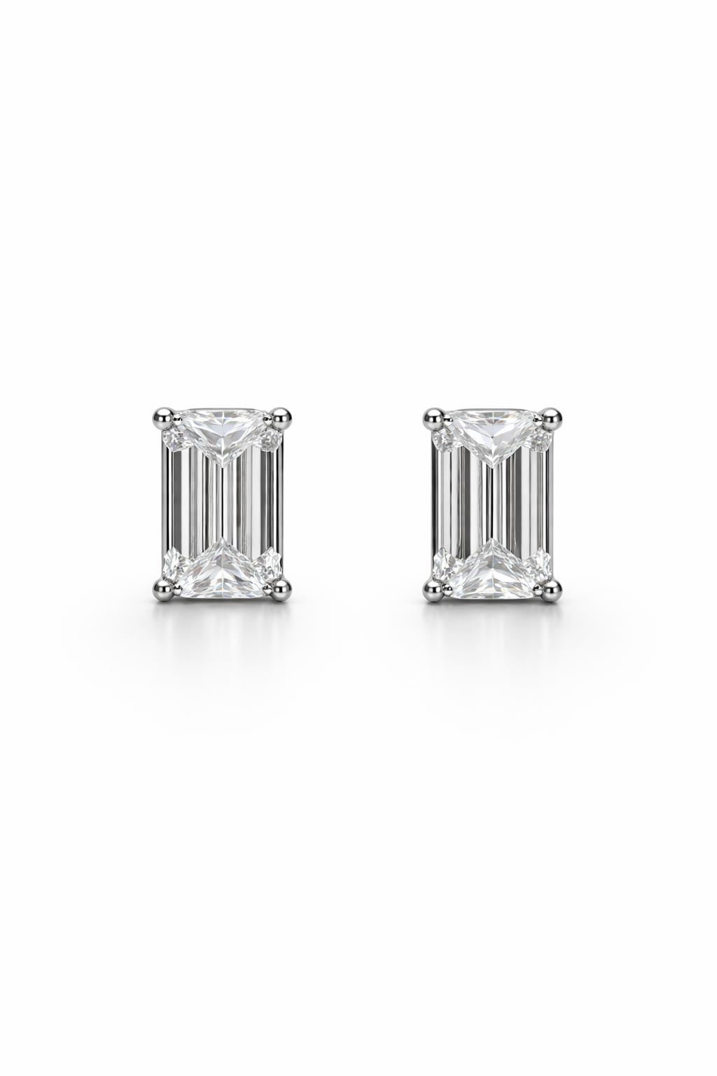 EMERALD STUDS 3.0 CARATS