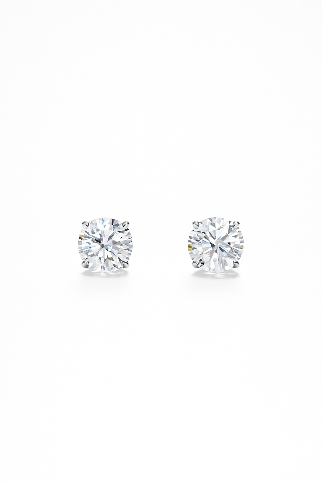 ROUND STUDS 4.0 CARATS