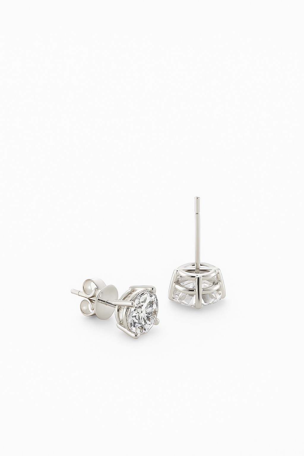 ROUND STUDS 3.6 CARATS