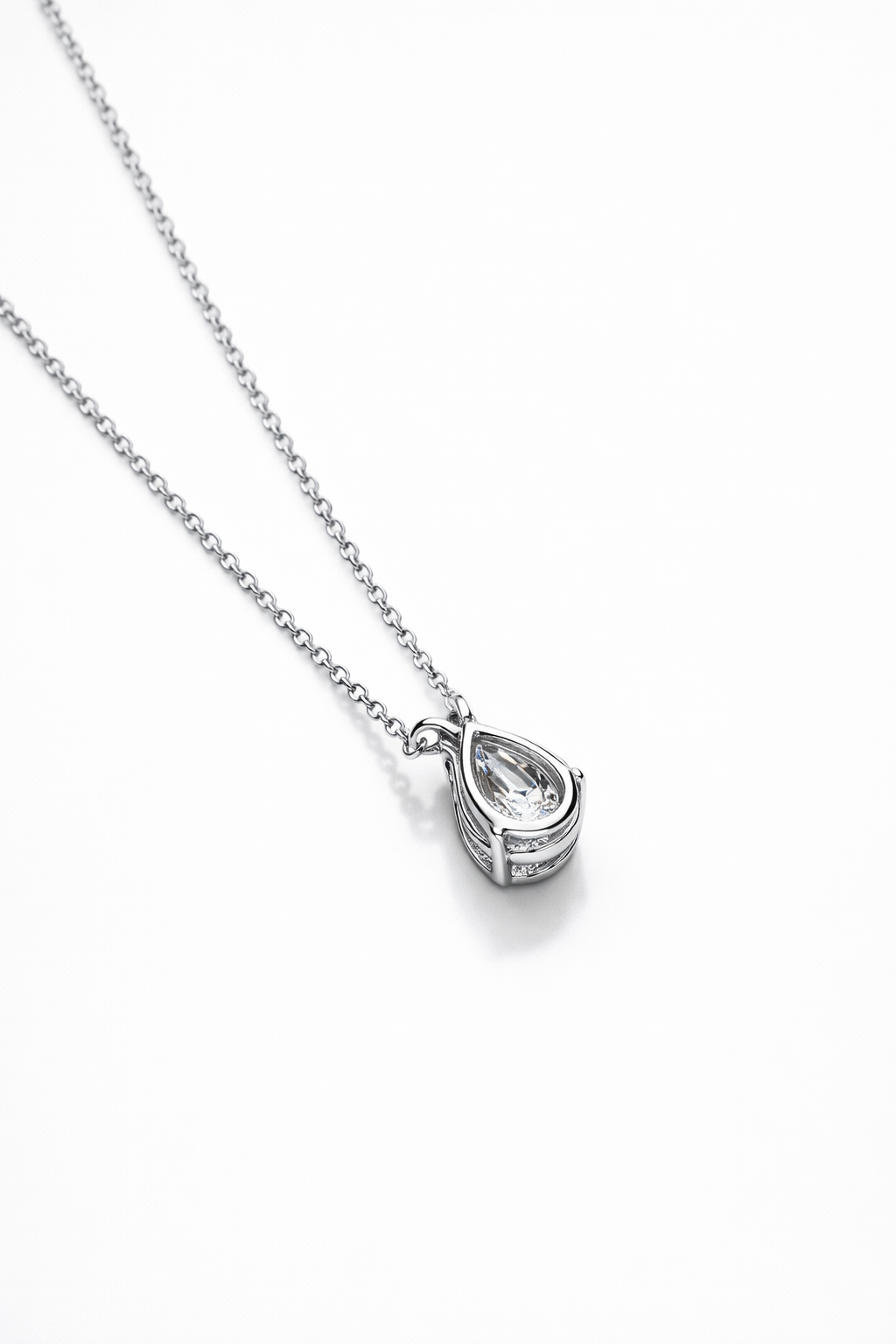 Lab Grown Solitary Necklace Pear Shape 2.0 Carats
