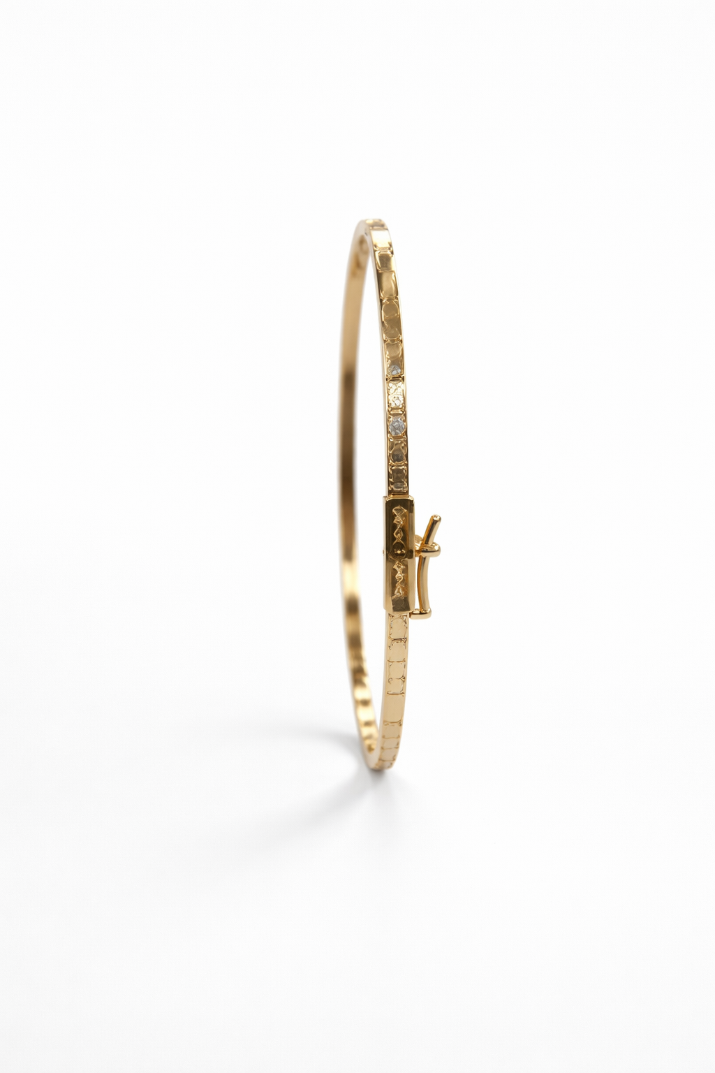 Lab Grown Bangle 1.9 Carats