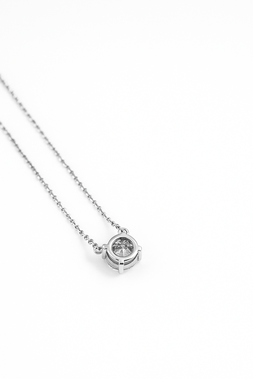 Lab Grown Solitary Necklace Round Shape 1.0 Carats